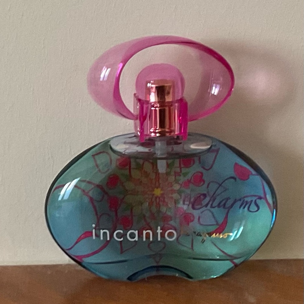 Ferragamo Incanto Charms Perfume